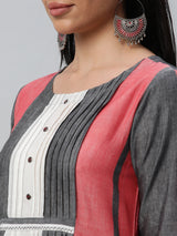 Pleated dress with handwork detailling
