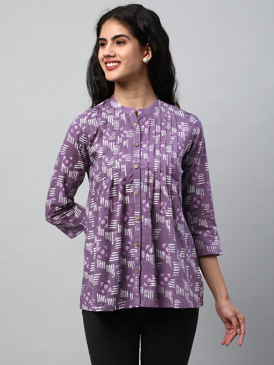 Pleated cotton bagru printed top with placket and button