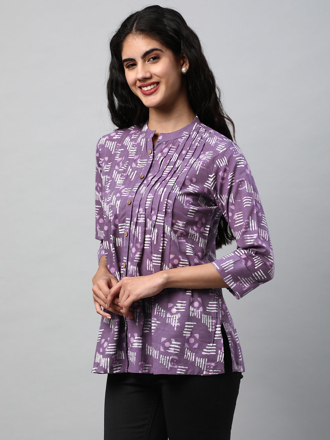Pleated cotton bagru printed top with placket and button