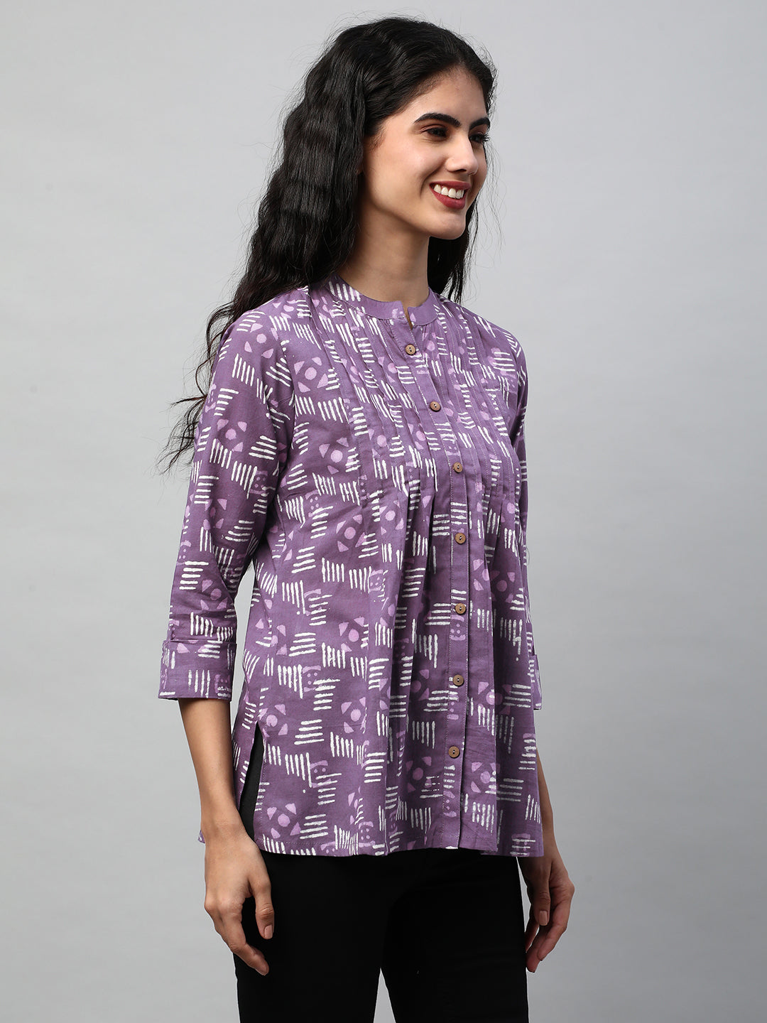 Pleated cotton bagru printed top with placket and button