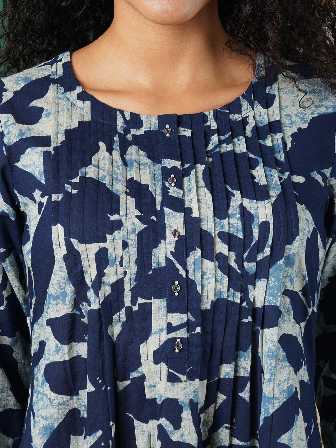 Pleated cotton printed dress with pocket