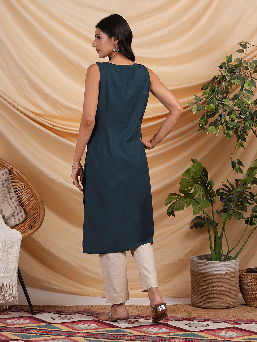 Block printed straight fit flex kurta with pocket details