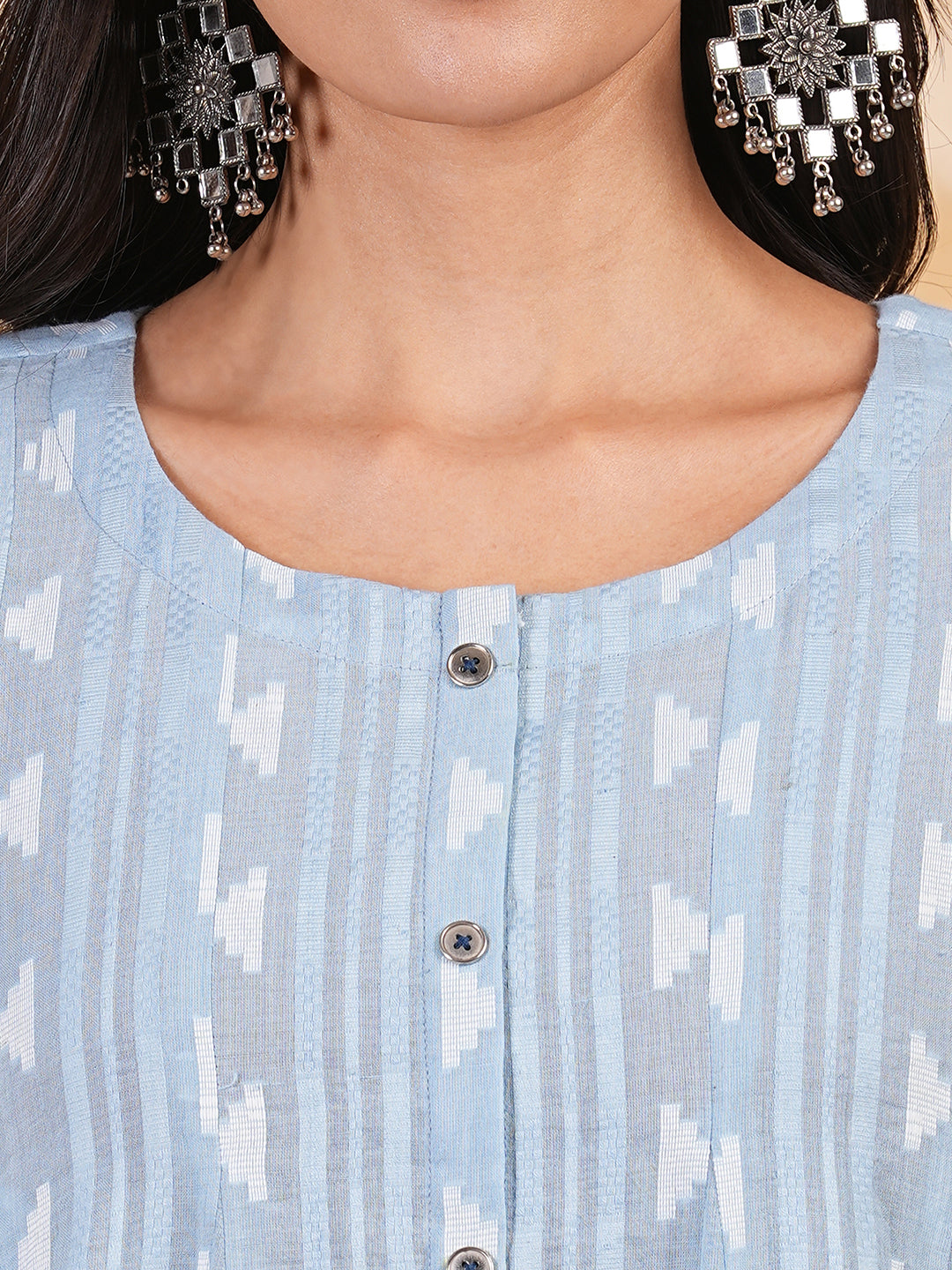 Flared top in woven cotton fabric with a central placket