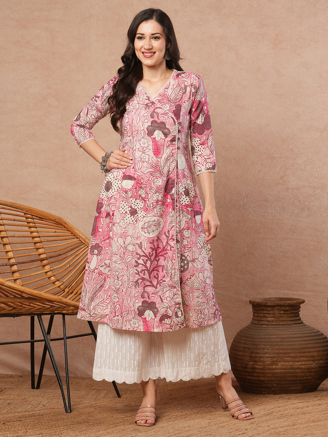 Pure white Cotton palazzo with scallop detailing in hem.