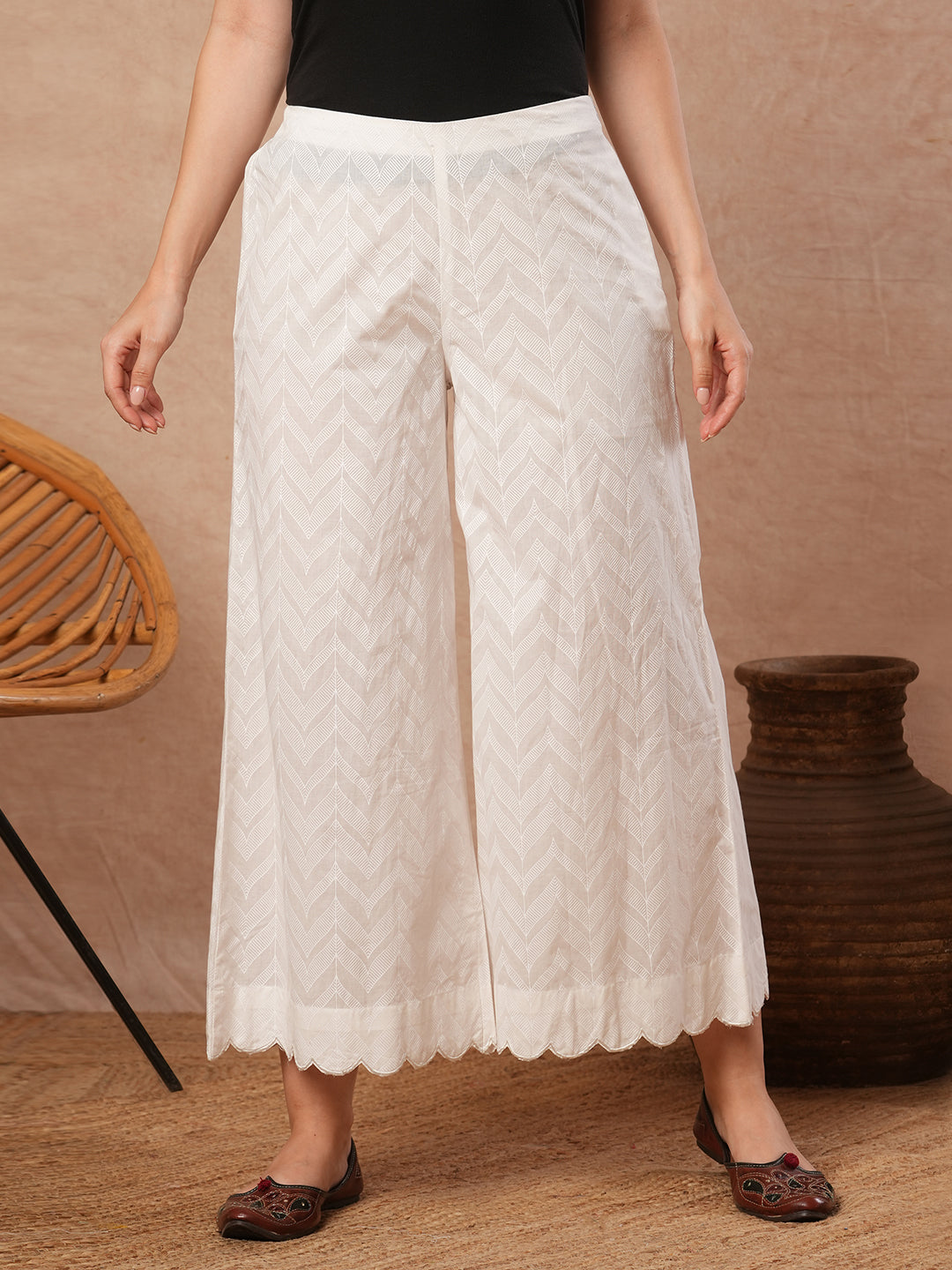 Pure white Cotton palazzo with scallop detailing in hem.