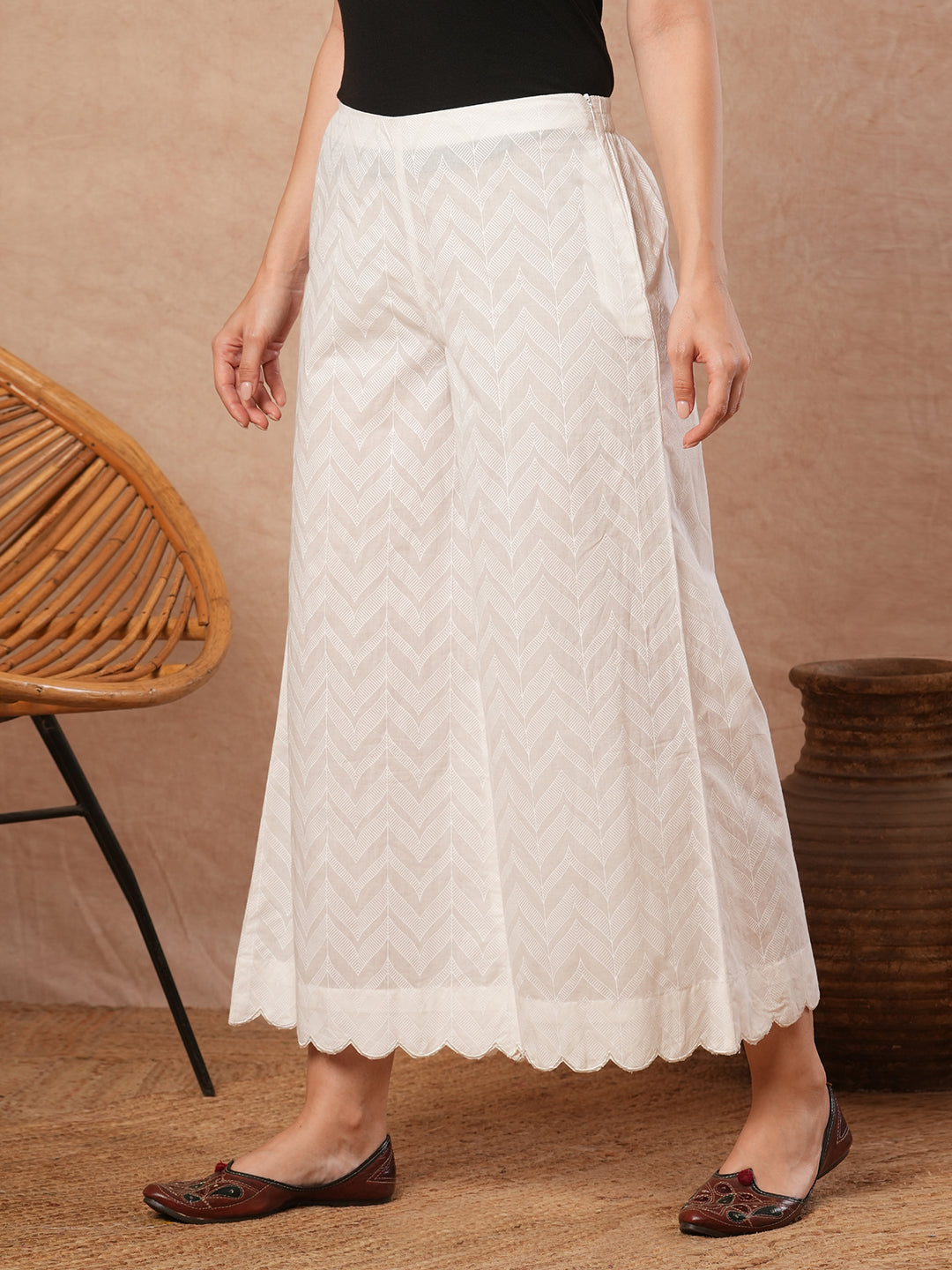 Pure white Cotton palazzo with scallop detailing in hem.