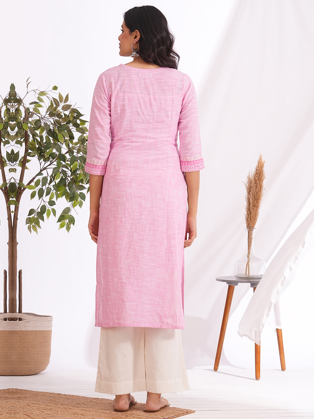 Straight fit cotton slurb kurta with fabric manipulation and hand block print