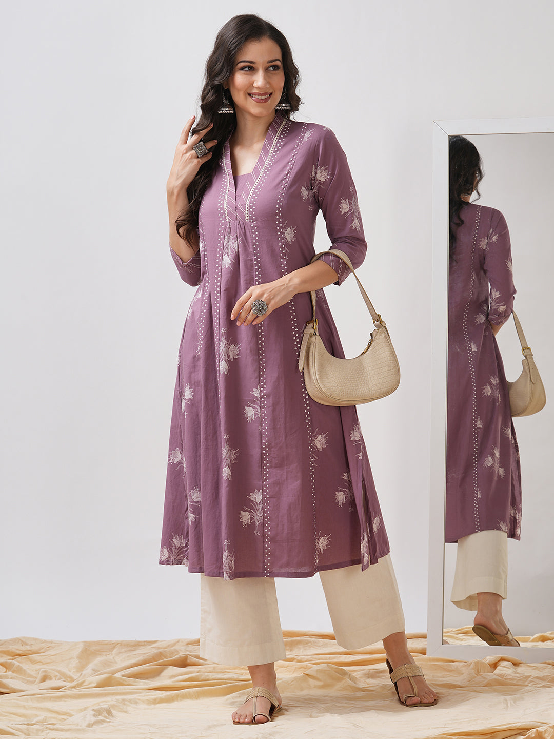 Women's Printed A-Line Kurta with V-Neck & 3/4th Sleeves.