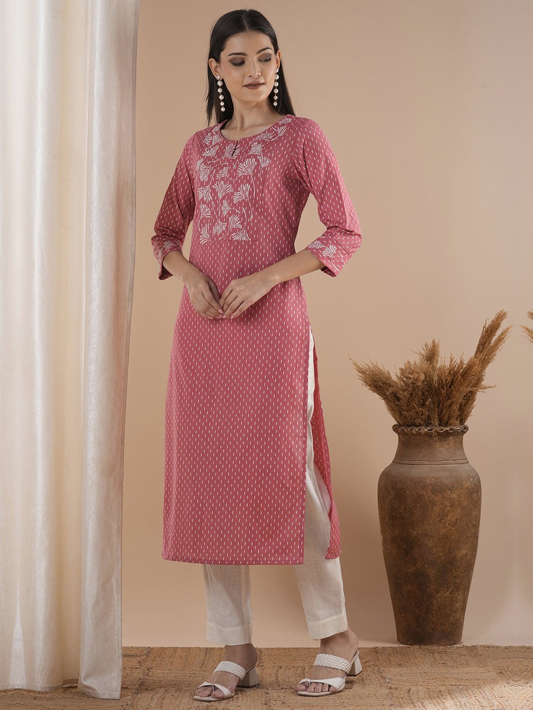 Straight fit kurta with embroidered yoke and cuff on printed flex fabric