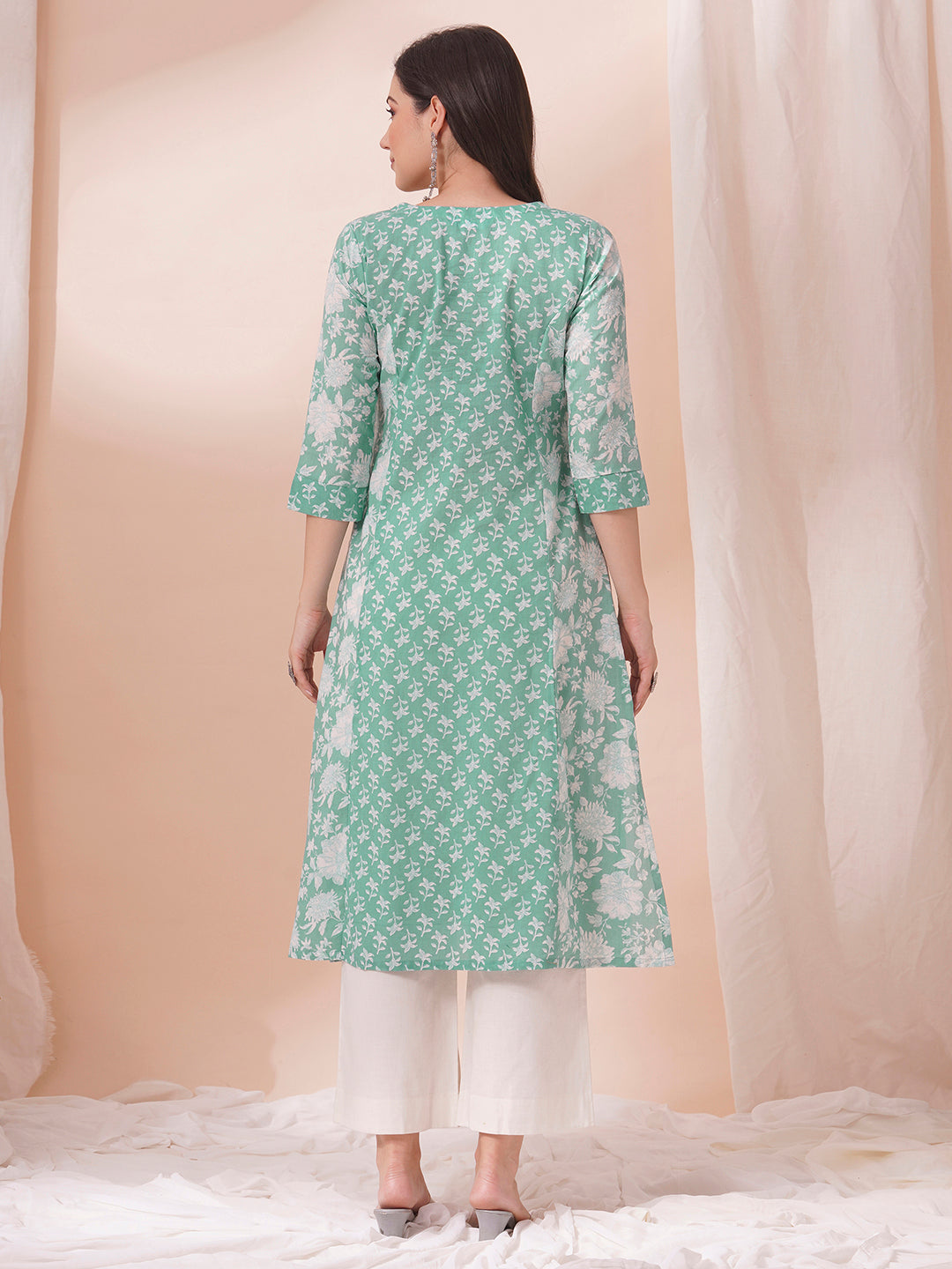 An armhole princess A-line kurta with contrast print centre panels with under bust gathers in the front.