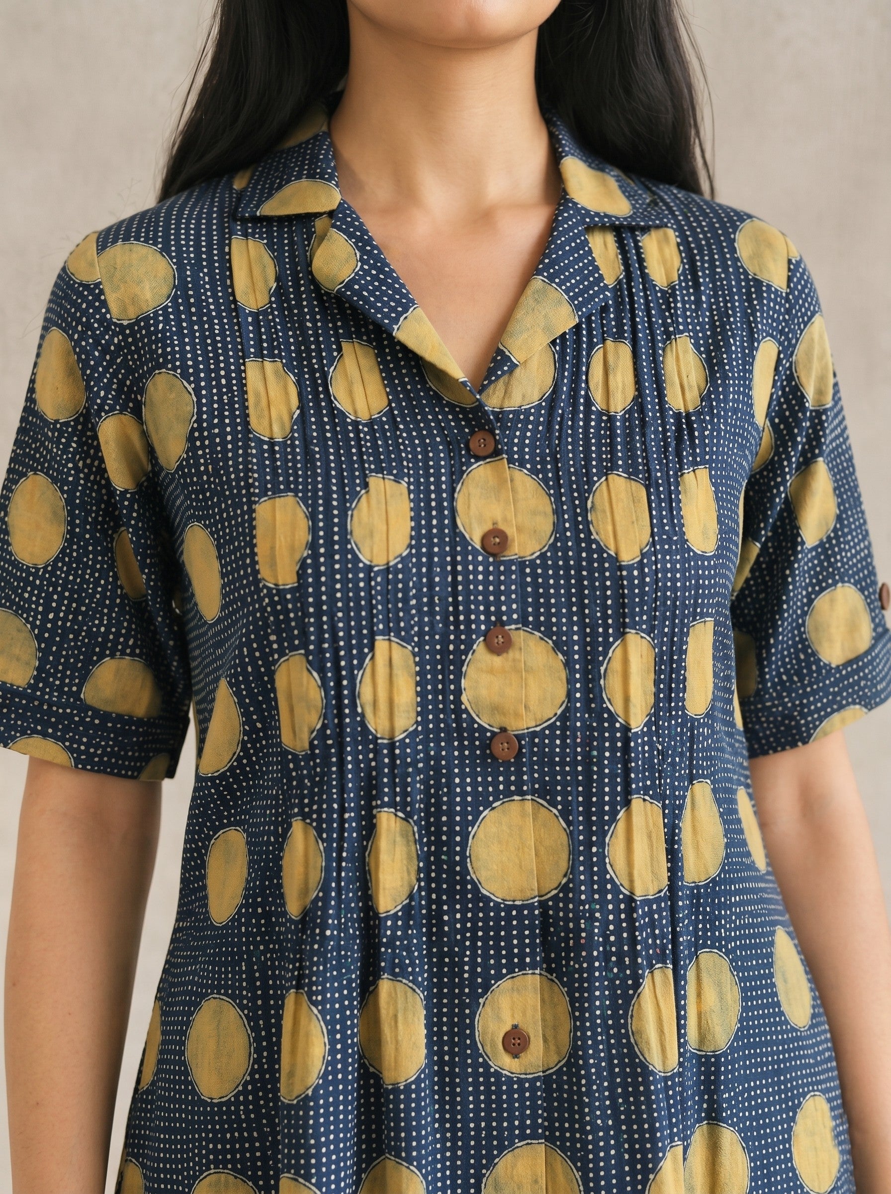 JOYLAND-Printed A-Line Flex Dress with Front Tucks, Notch Collar and Roll-Up Sleeves.