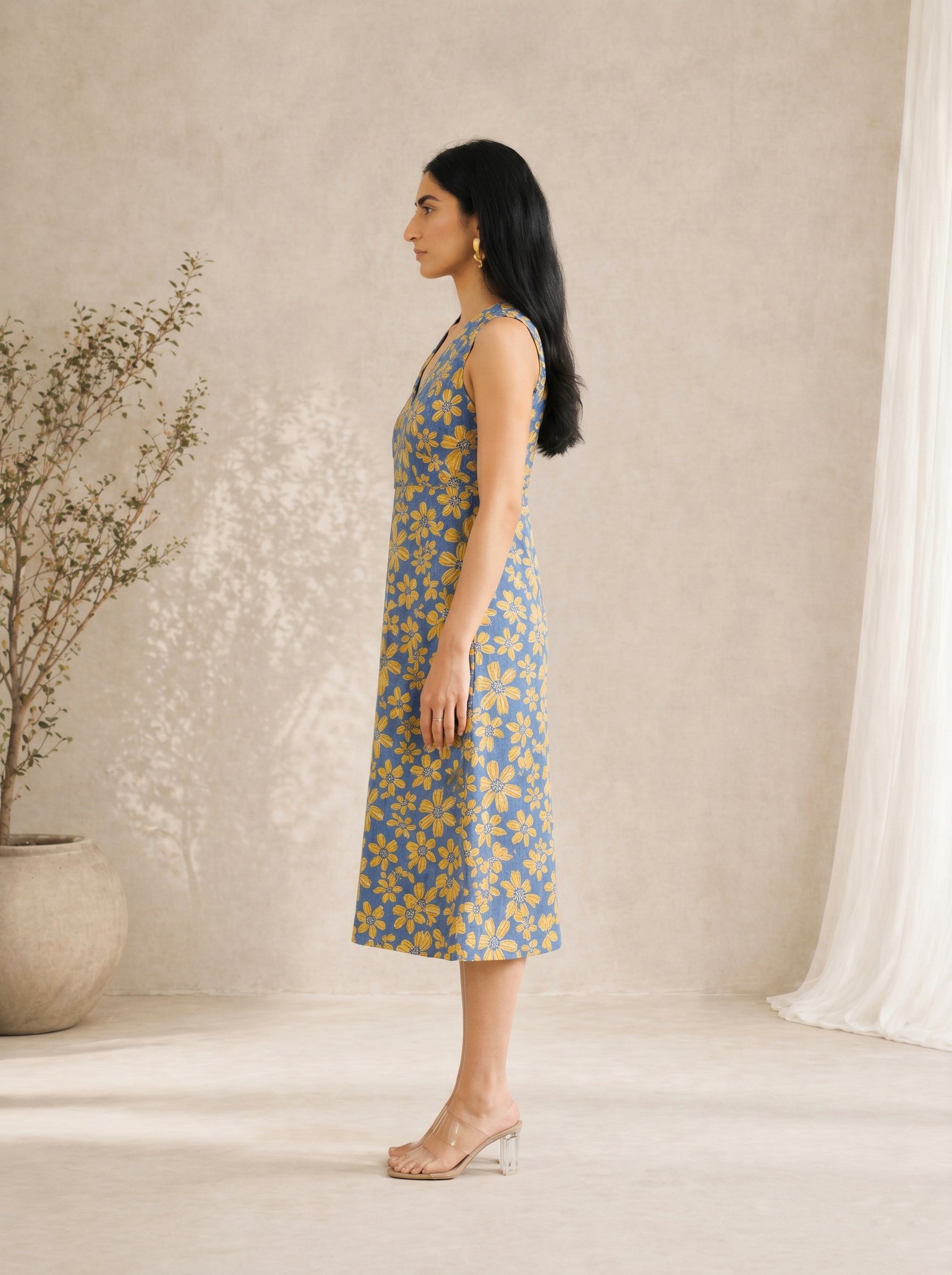 JOYLAND-A-Line Floral Mock Wrap Cotton Dress with Check Piping & V-Neck Detail.