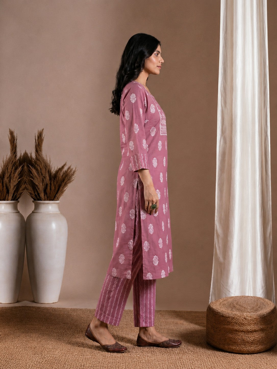 Elegant Cotton printed Straight Fit Kurta Set with Embroidered Yoke & Dupatta.(Pink)