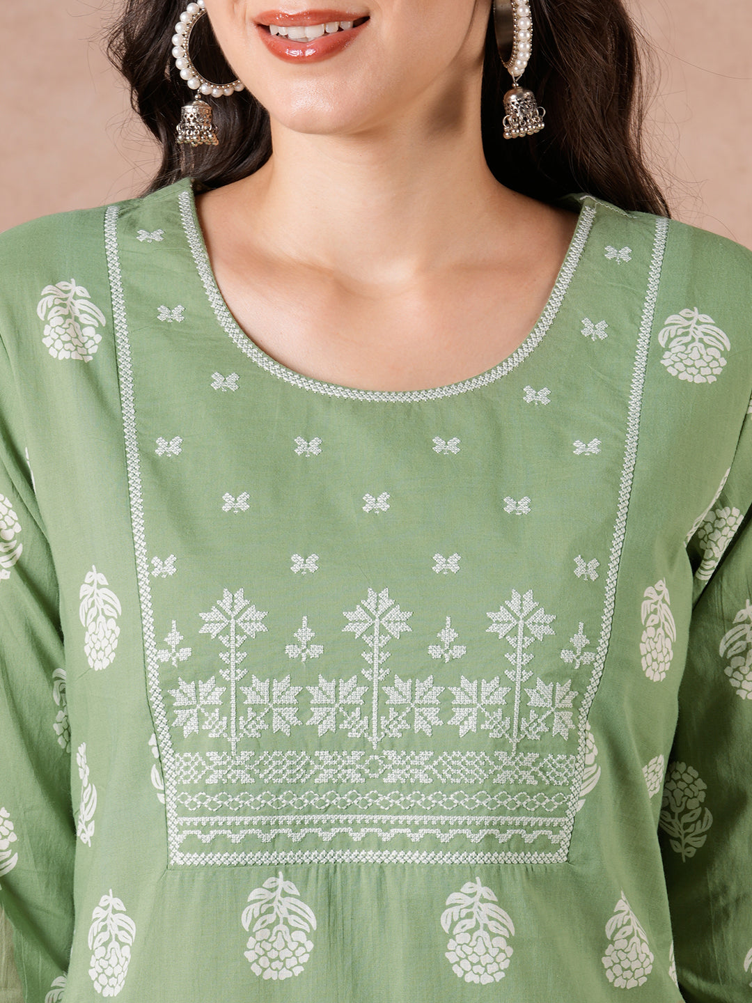 Elegant Cotton printed Straight Fit Kurta Set with Embroidered Yoke & Dupatta.(Green)