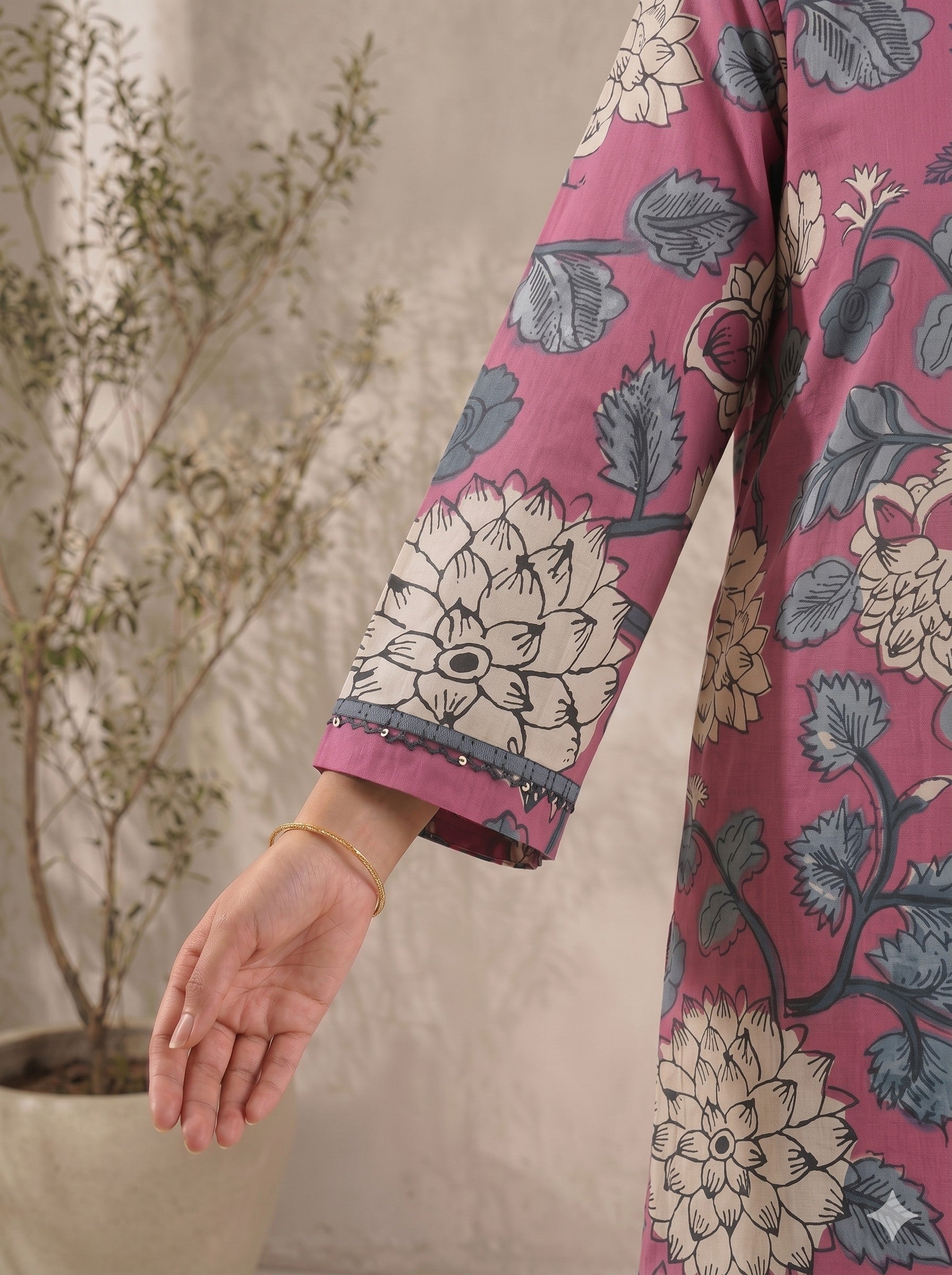 Pink A-Line Cotton Ethnic Floral Print Kurta with Stylish Neck Detailing.