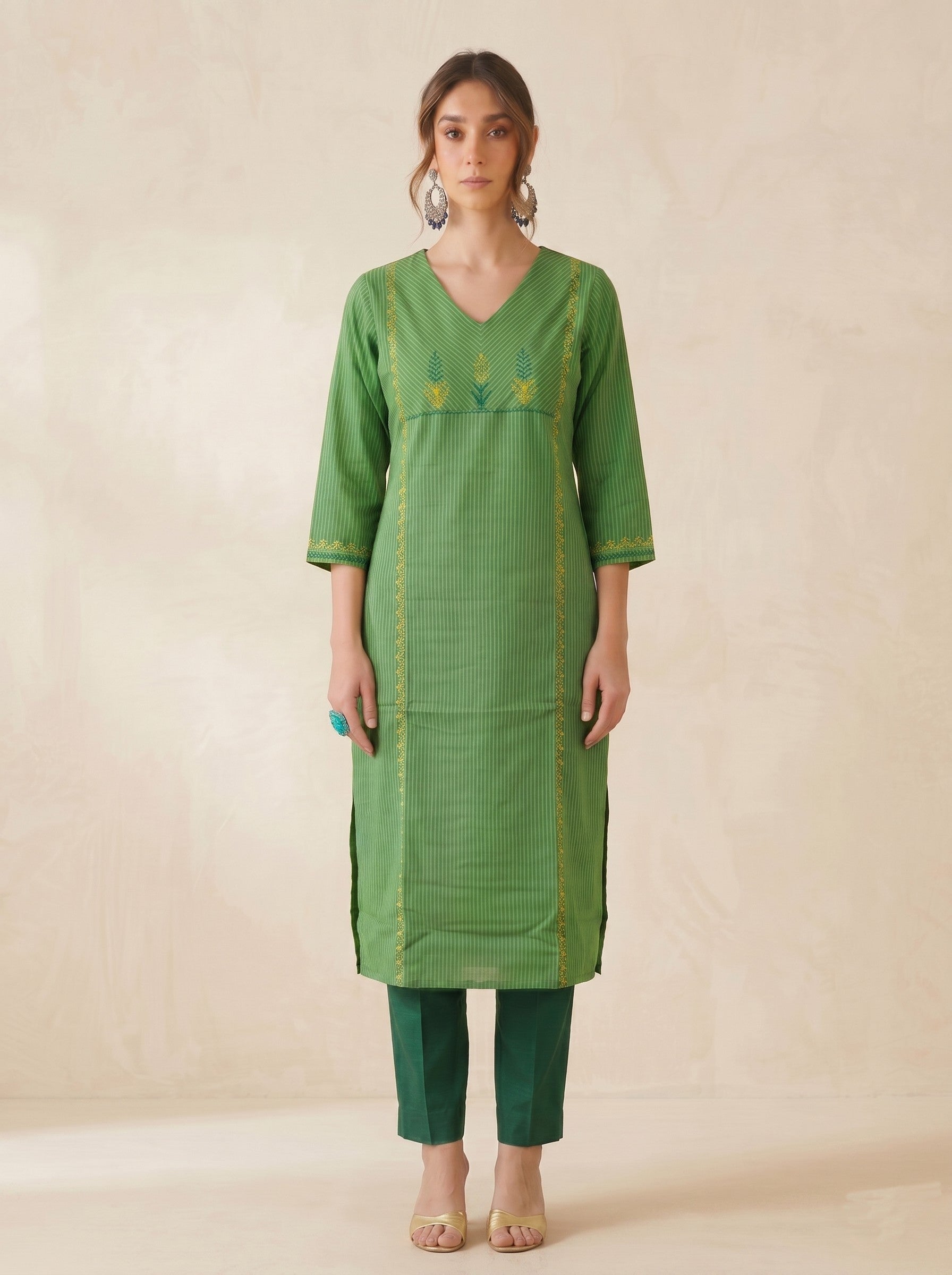 Straight Fit Princess Dobby Kurta with Dual Color Block Print and Stripe Detail.