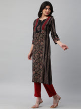 Straight paneled kurta with bloc print & sequin handwork