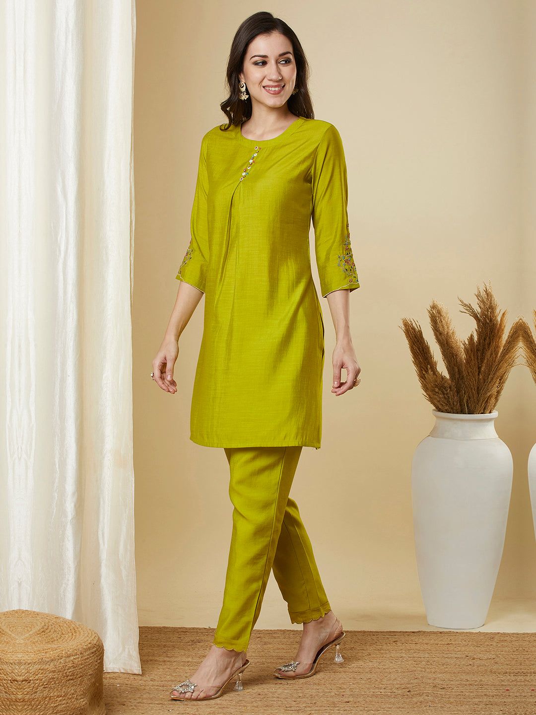 Party Edit- A centre box pleated co-Ord set with sleeves embroidery and handwork