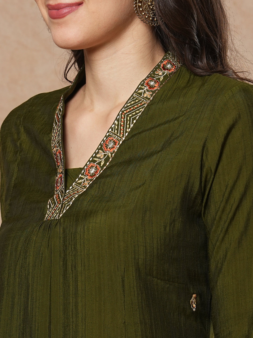 Party Edit- Pocketed a line kurta with embroidery and gathering detailing