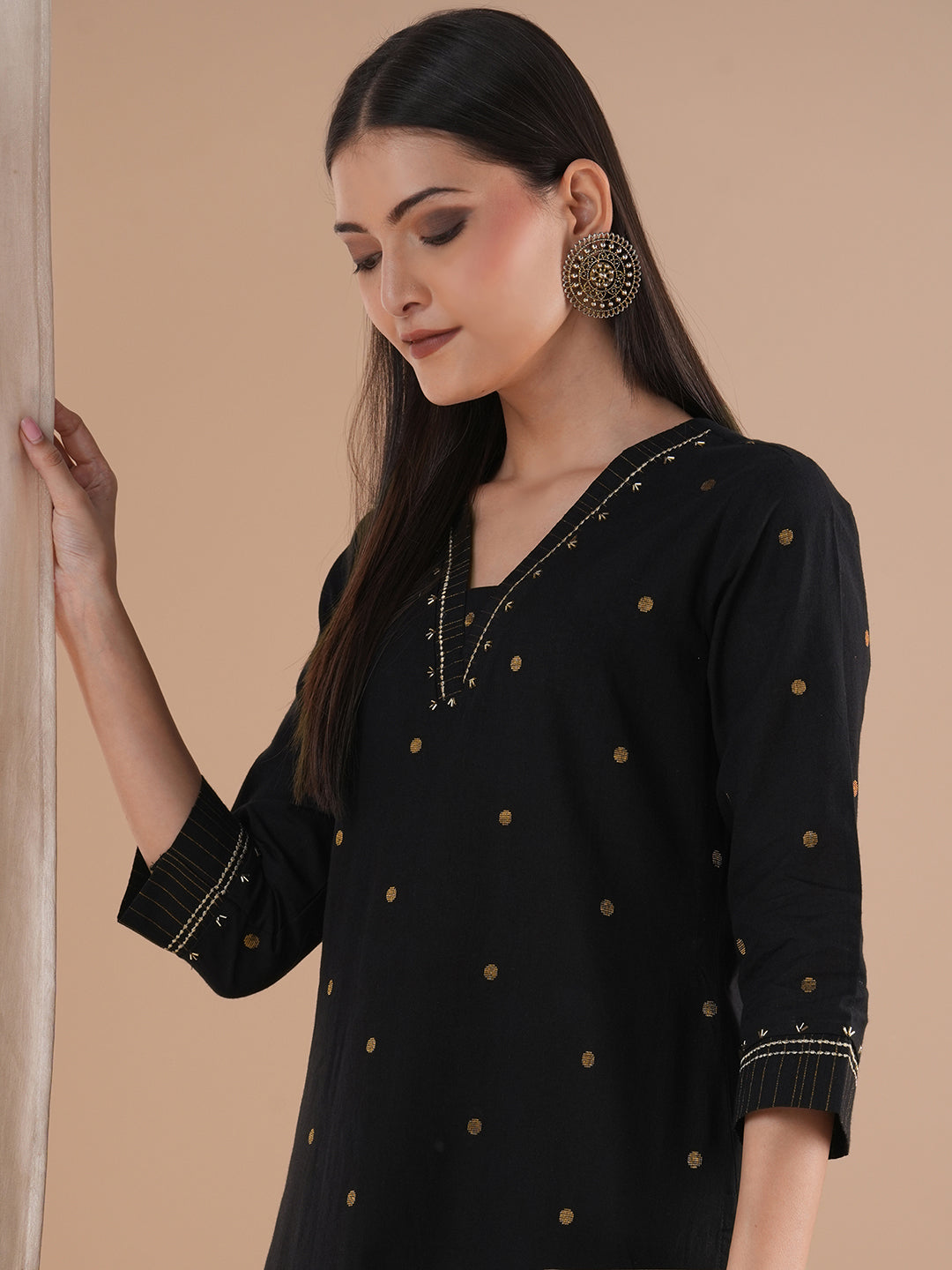 Straight fit cotton kurta in woven Zari fabric with Zari embroidery and handwork