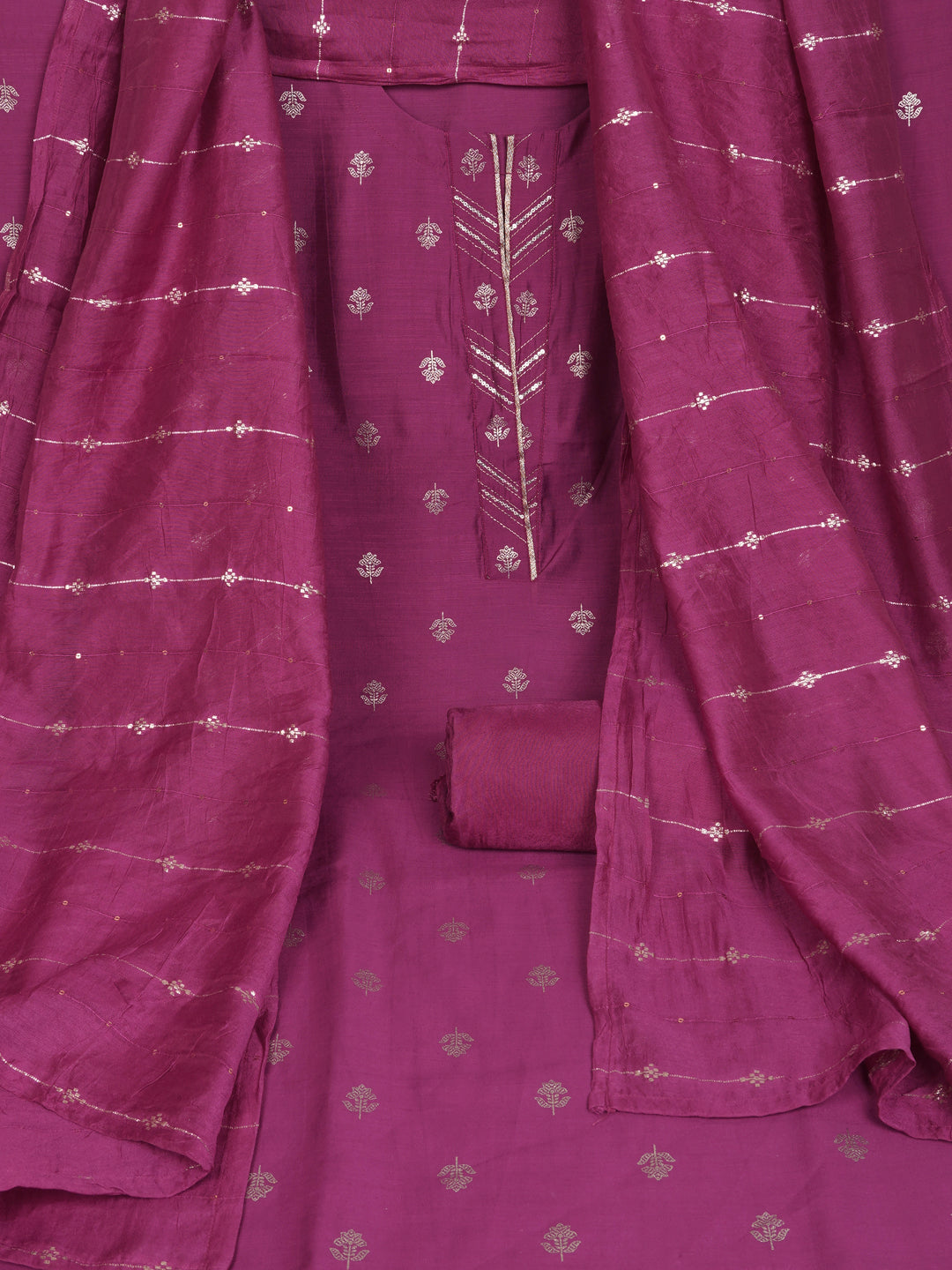 Party Edit- Pink foil print suit set coordinate with chanderi delicate Zari border and self colour bottom.