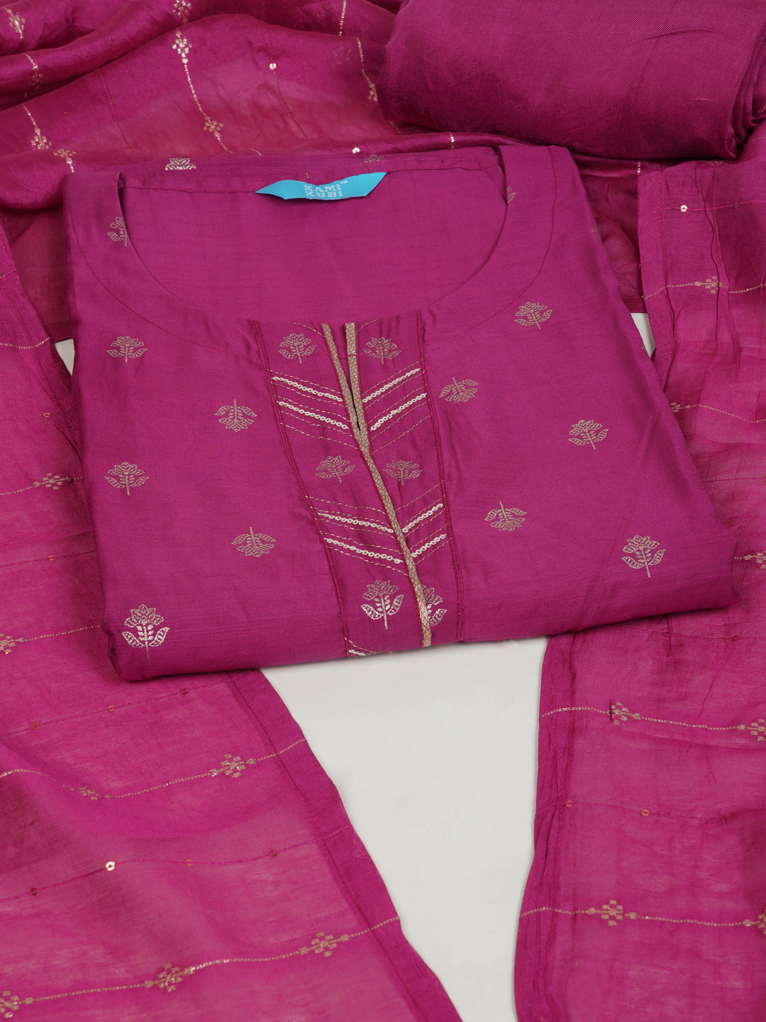 Party Edit- Pink foil print suit set coordinate with chanderi delicate Zari border and self colour bottom.