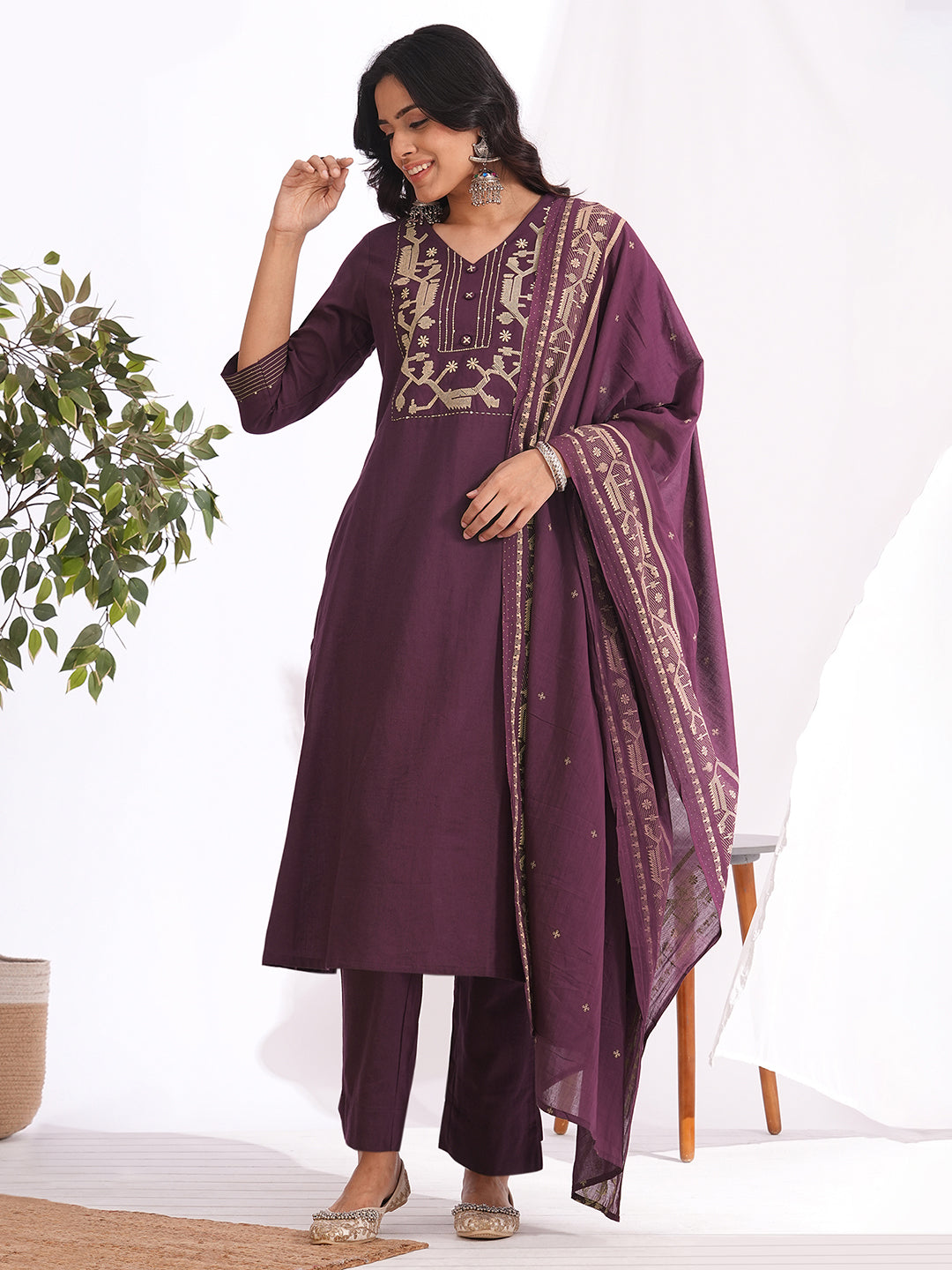 3-piece a-line embroidered suit set with matching straight pants, and a coordinating dupatta.(Purple)