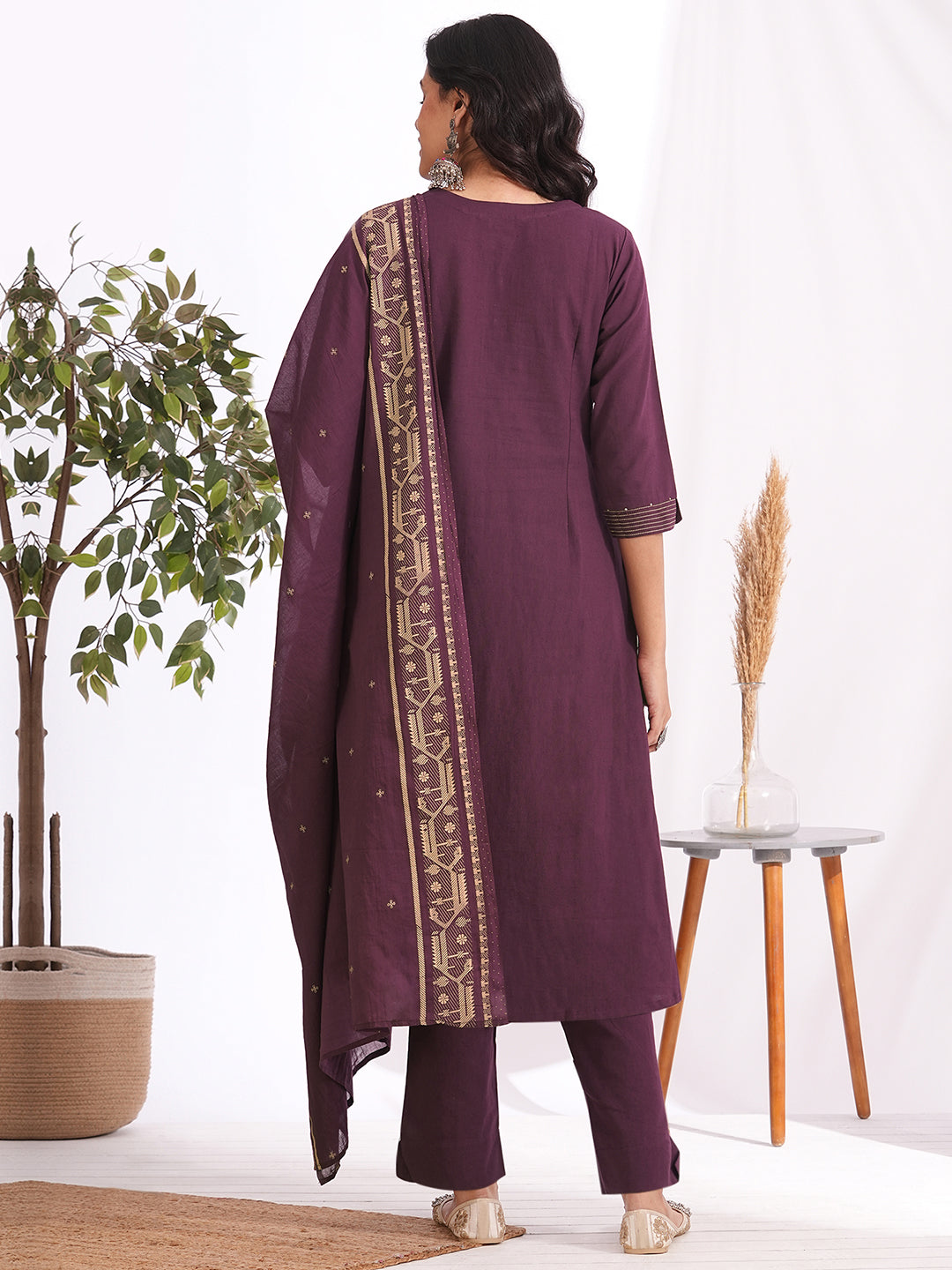 3-piece a-line embroidered suit set with matching straight pants, and a coordinating dupatta.(Purple)