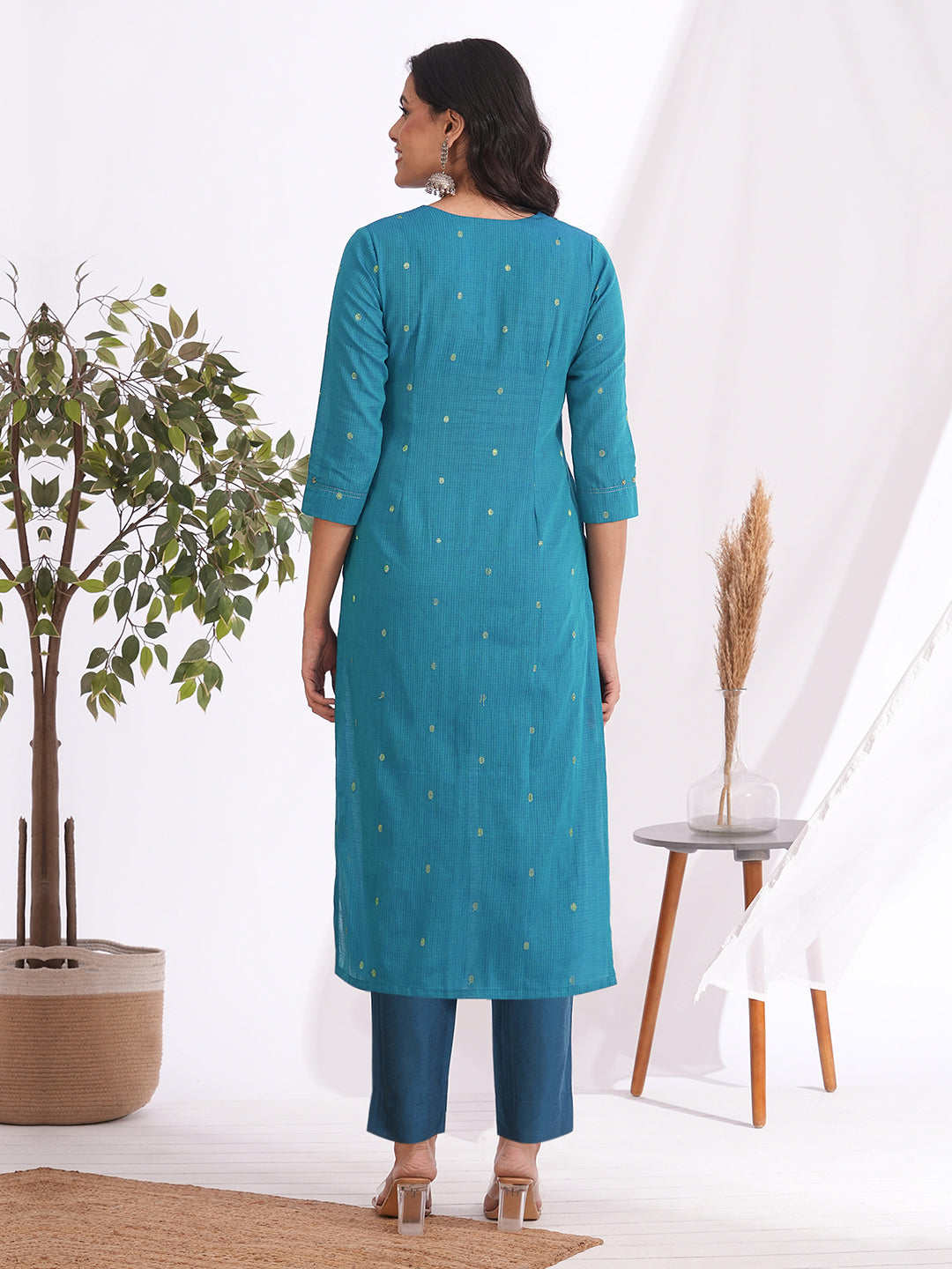 Straight fit textured cotton kurta with woven Zari dots and hand embroidery detailing