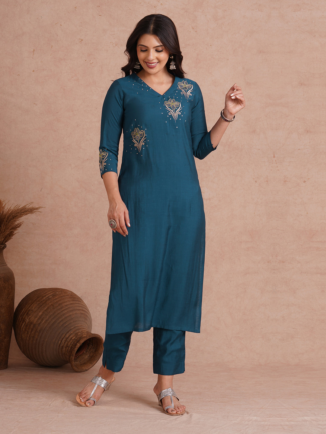 Party Edit- Straight fit kurta with placement embroidery and handwork.
