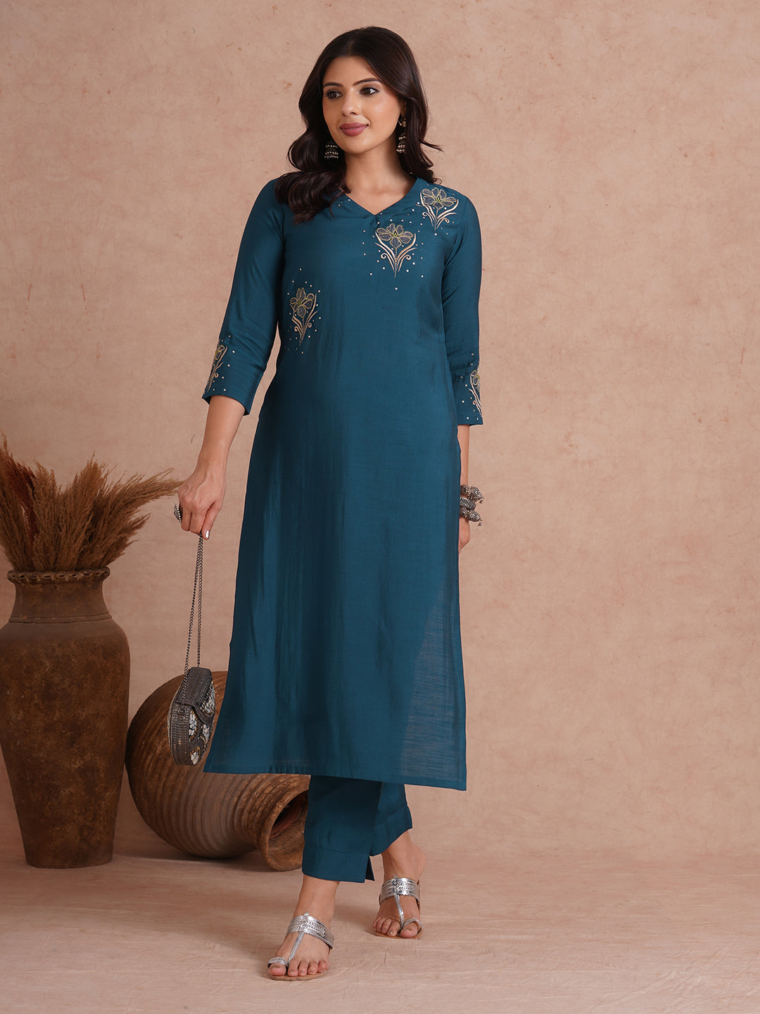 Party Edit- Straight fit kurta with placement embroidery and handwork.