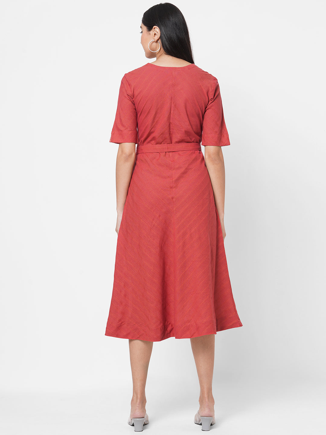 Cotton woven dress with belt