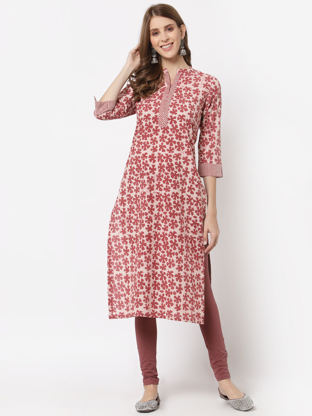 Udaan - Straight fit cotton kurta with collar and hand work