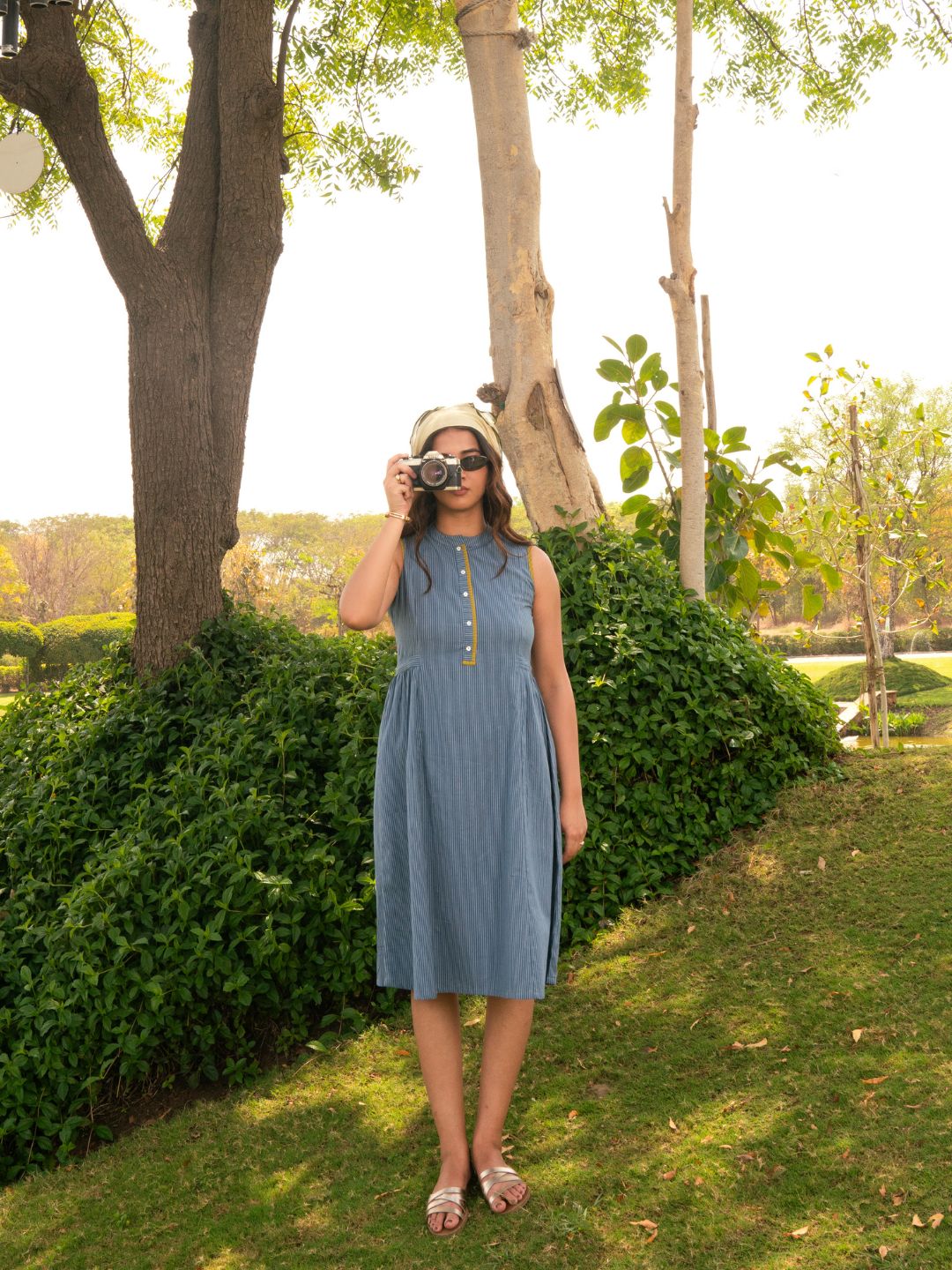 JOYLAND - Cotton striped Princess Line stand collar sleeveless Dress with Contrast Trim.