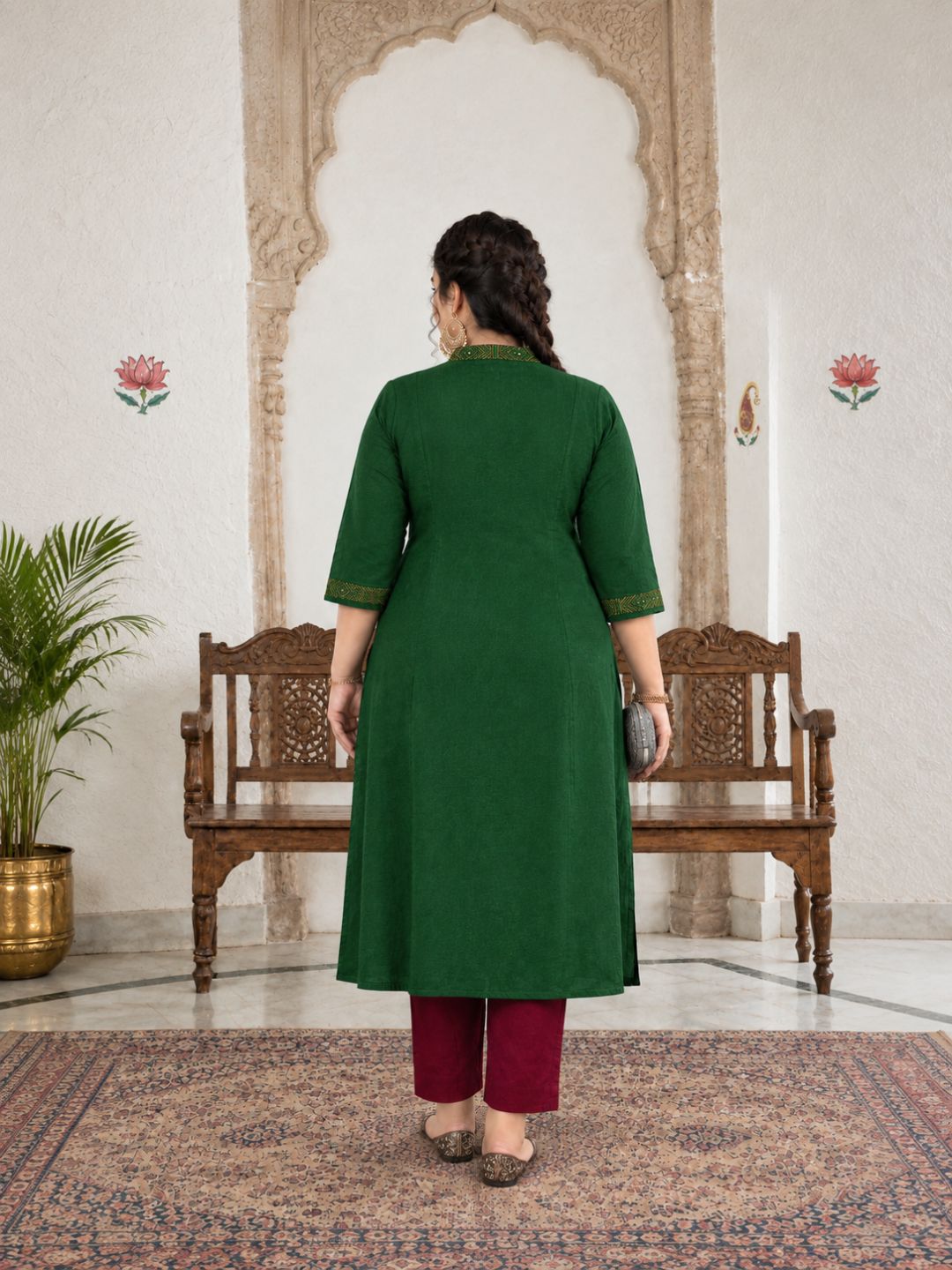 Plus Size-Elegant A-Line Cotton Slub Kurta with Thread and Mirror Embroidery and Pocket