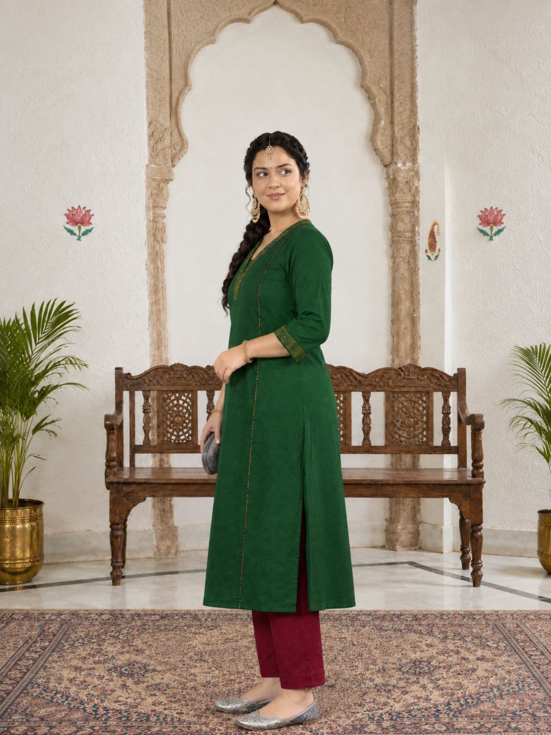 Plus Size-Elegant A-Line Cotton Slub Kurta with Thread and Mirror Embroidery and Pocket
