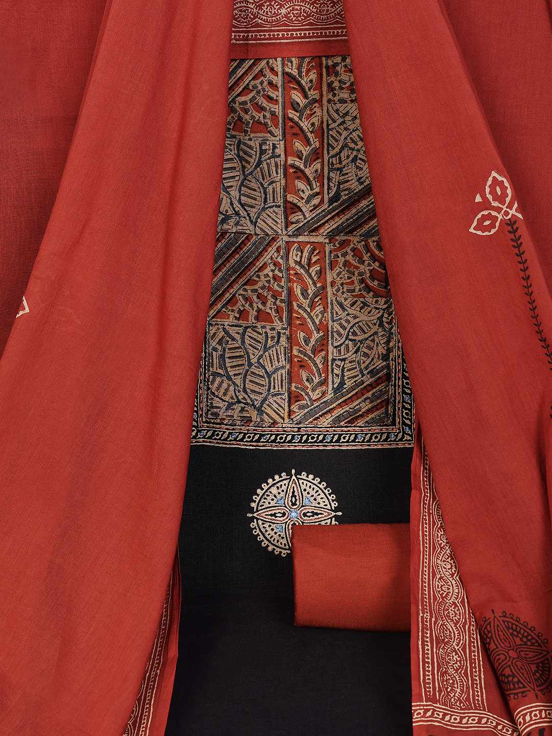 Unstitched Cotton Dress Material with Kalamkari Yoke, thread work & Printed Dupatta.(Black)