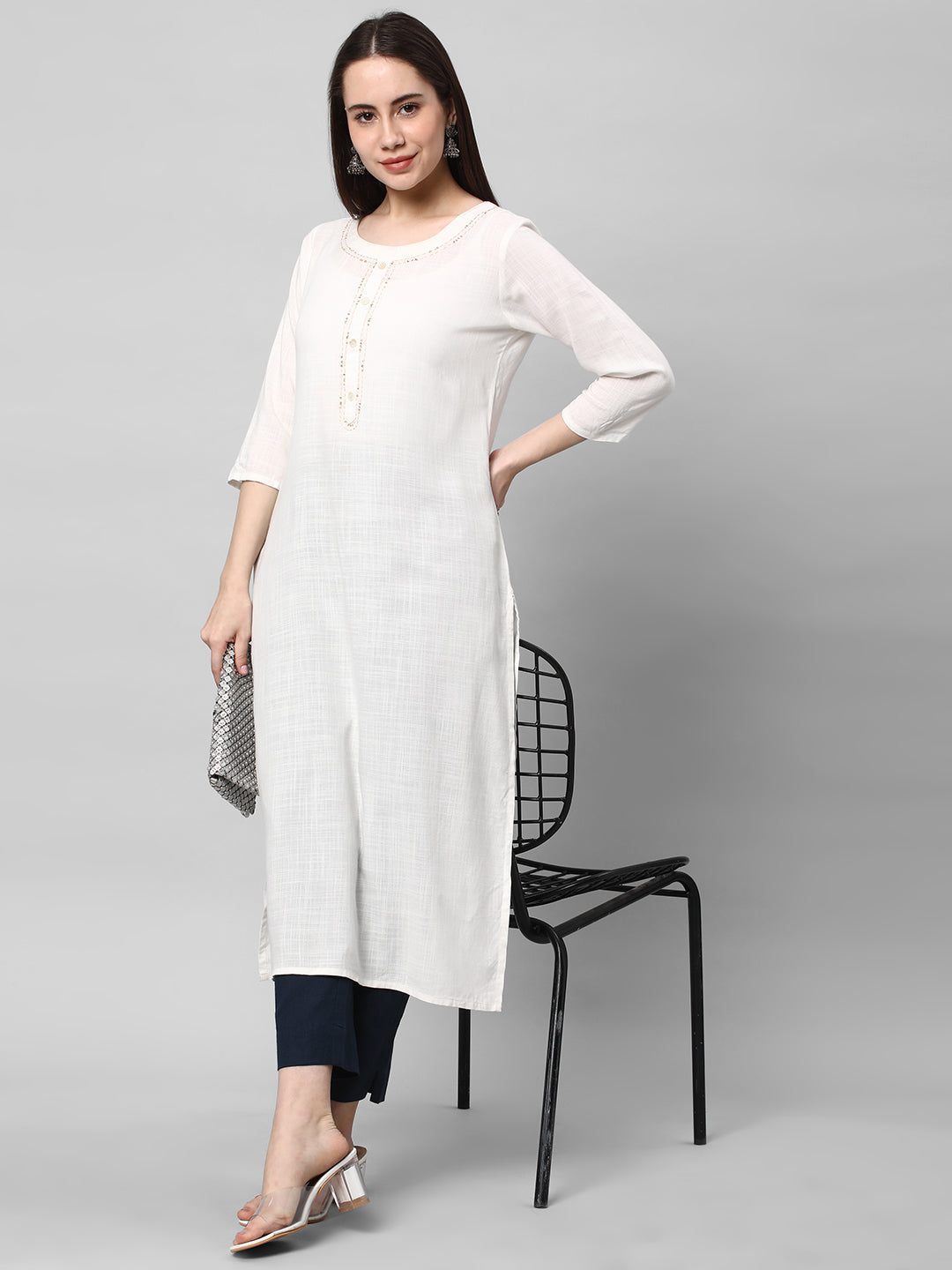 A fully elasticated blue ankle length cotton linen pant