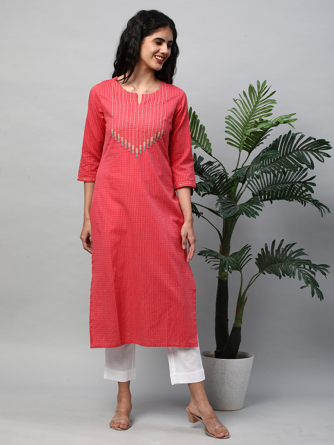 A White ankle length coton linen pant with plain belt in front