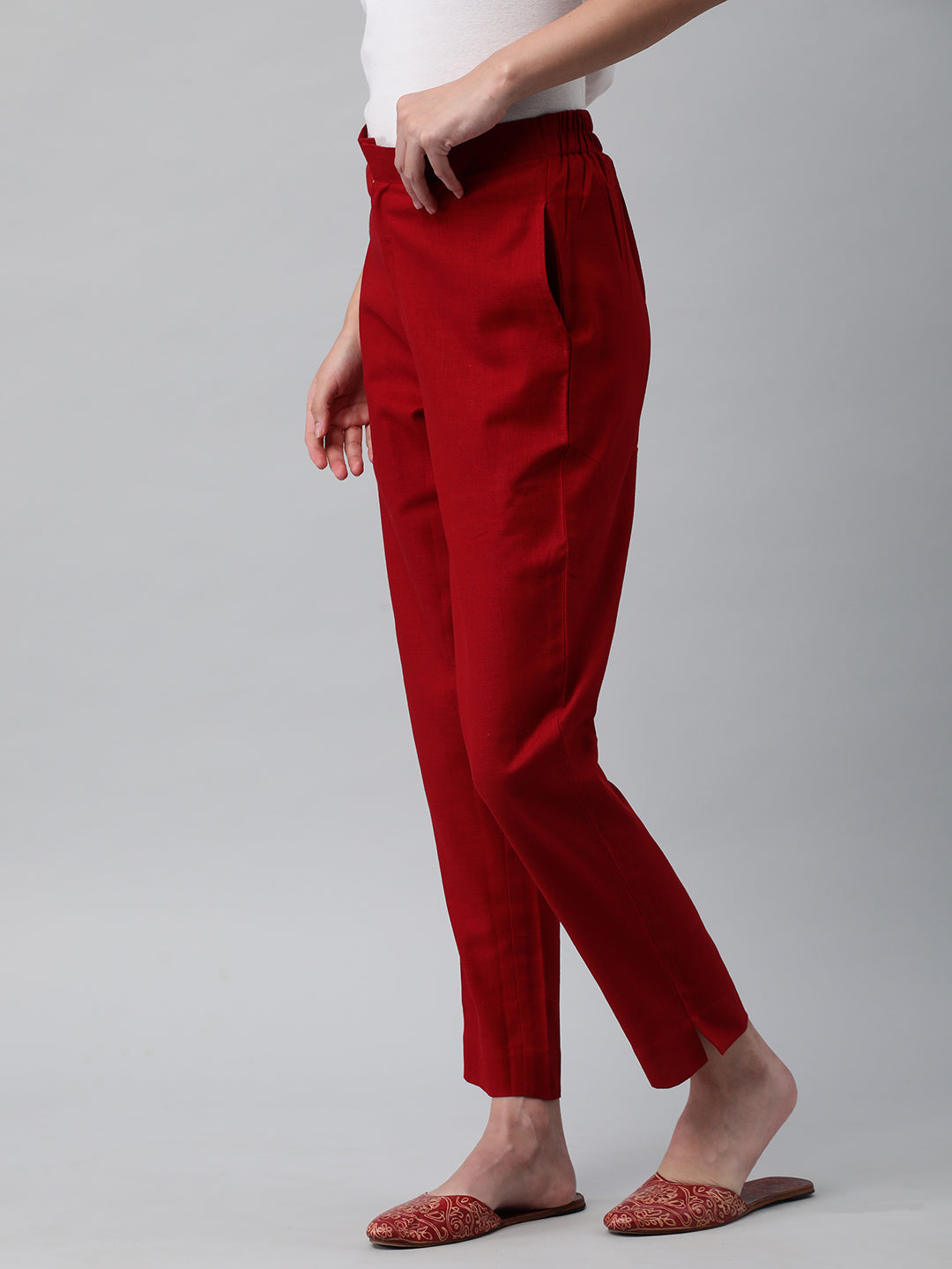 A Maroon ankle length cotton linen pant with plain belt in front