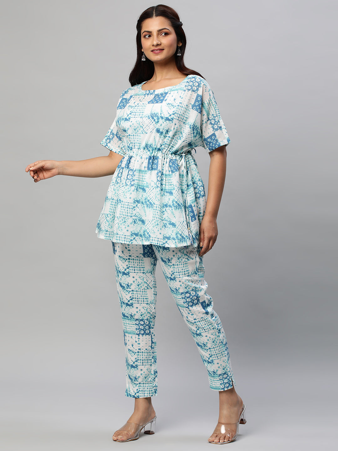 Printed co-ord set with knot detailling on the waistline