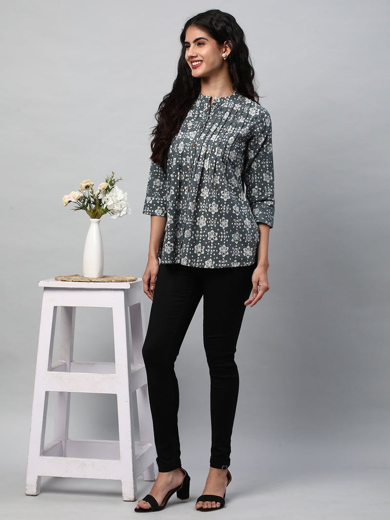 Pleated cotton bagru printed top with placket and button