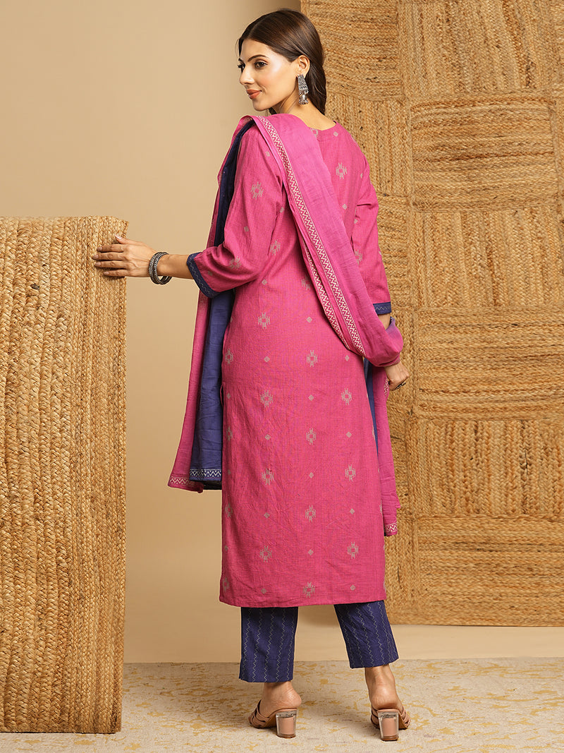 V-neck straight kurta with hand embroidery highlighted on the neckline Paired with double dye block printed  mull dupatta and straight pants.