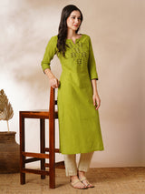 Straight cotton stripe kurta with hand applique and embroidery detailing.