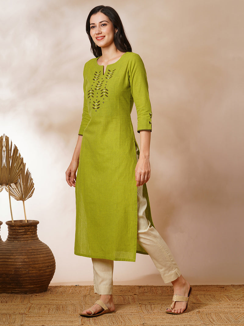 Straight cotton stripe kurta with hand applique and embroidery detailing.