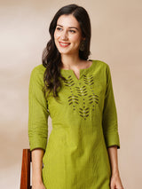 Straight cotton stripe kurta with hand applique and embroidery detailing.