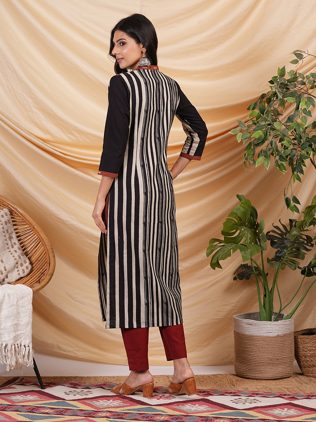 Elegant Straight Fit Cotton Kurta Featuring Hand Block Print & Intricate Hand Embroidery