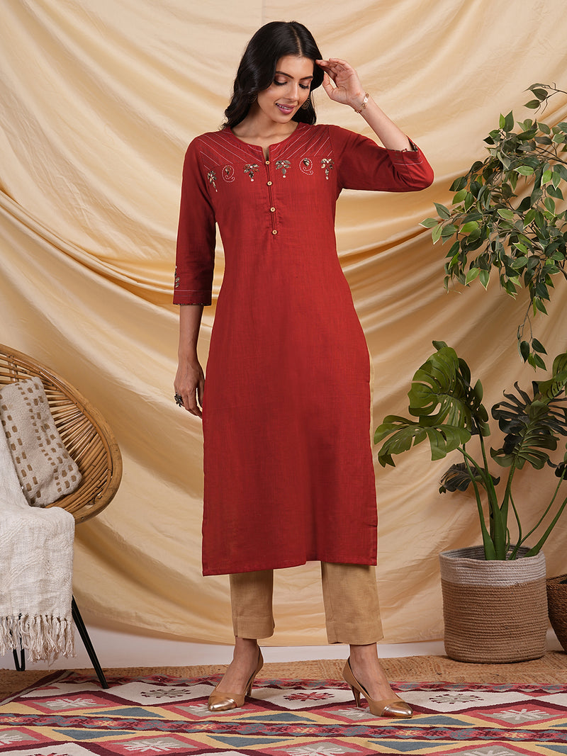 Straight Cotton slub kurta with hand applique and hand embroidery detailing.