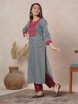 Straight cut printed kurta with a hand embroidered yoke and sleeve details.