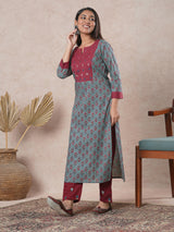 Straight cut printed kurta with a hand embroidered yoke and sleeve details.